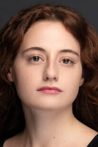 Назлы Булум